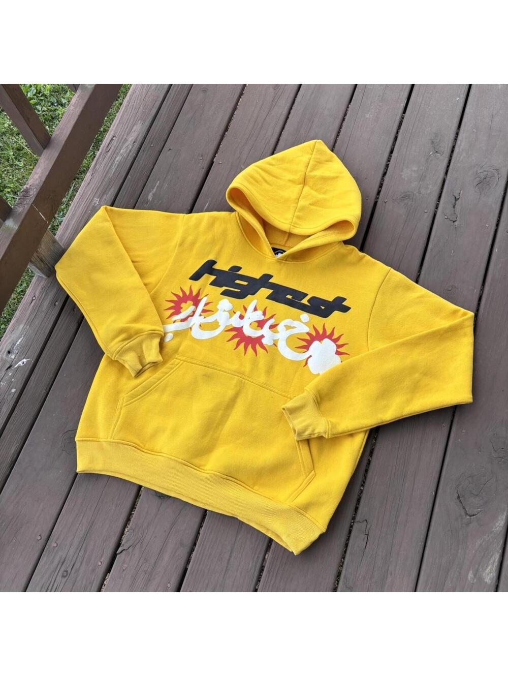 Highest Tendencies Hoodie Yellow Graphic Streetwear Pullover Size M 24x26
